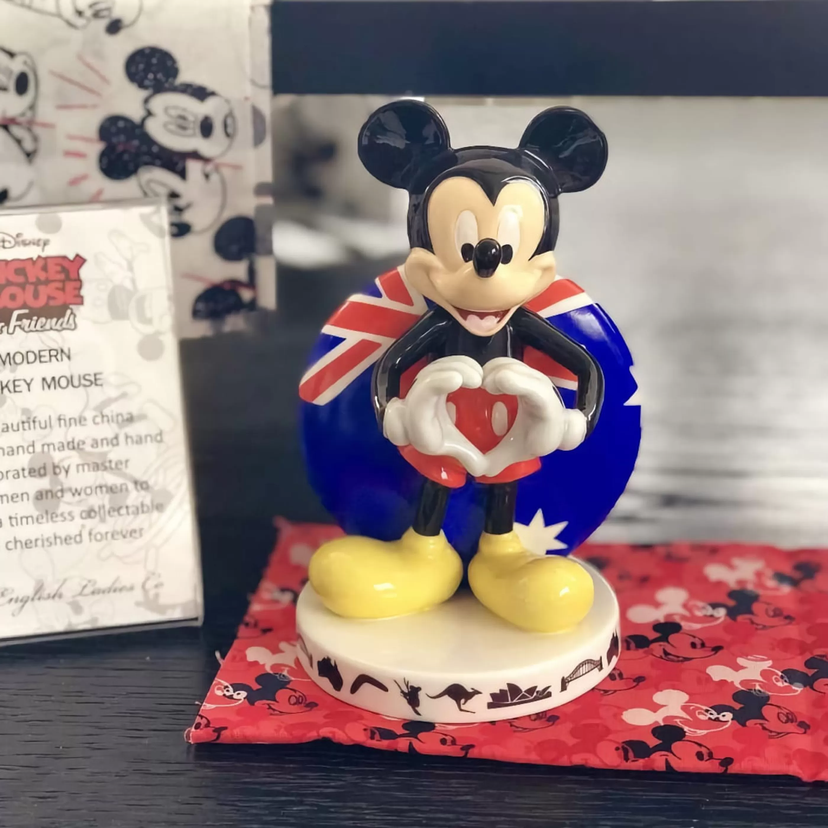 Disney Christmas Decorations Table Top Decorations | Disney Mickey Mouse Loves Australia Special Edition - 13.5Cm