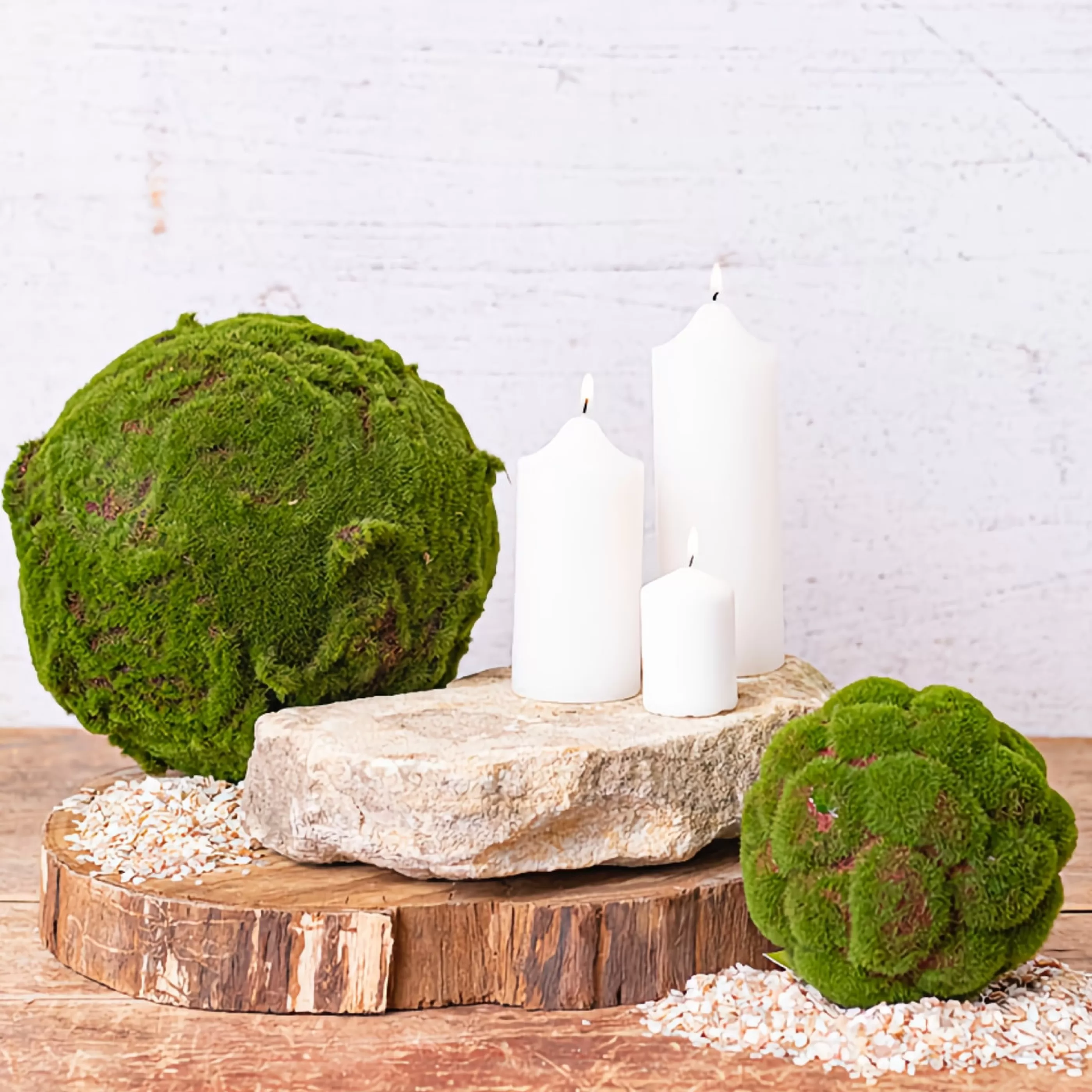 * Floristry | Green Artificial Moss Ball Decoration - 15Cm