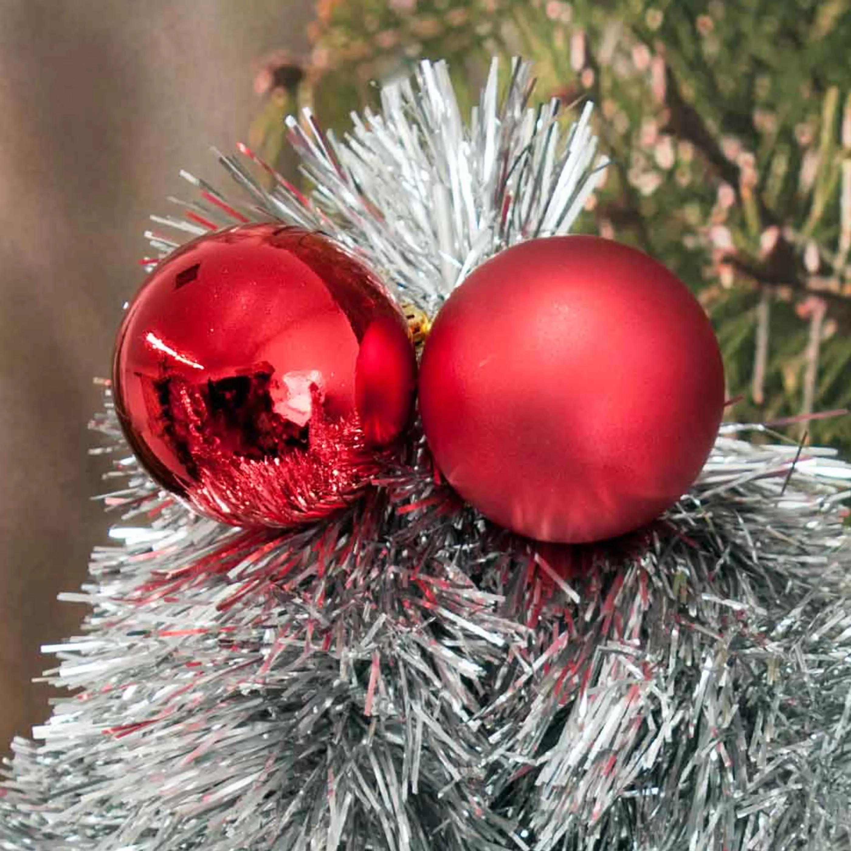 * Christmas Tinsel & Foil Decorations | Silver Tinsel Plush (12 Ply) - 5M