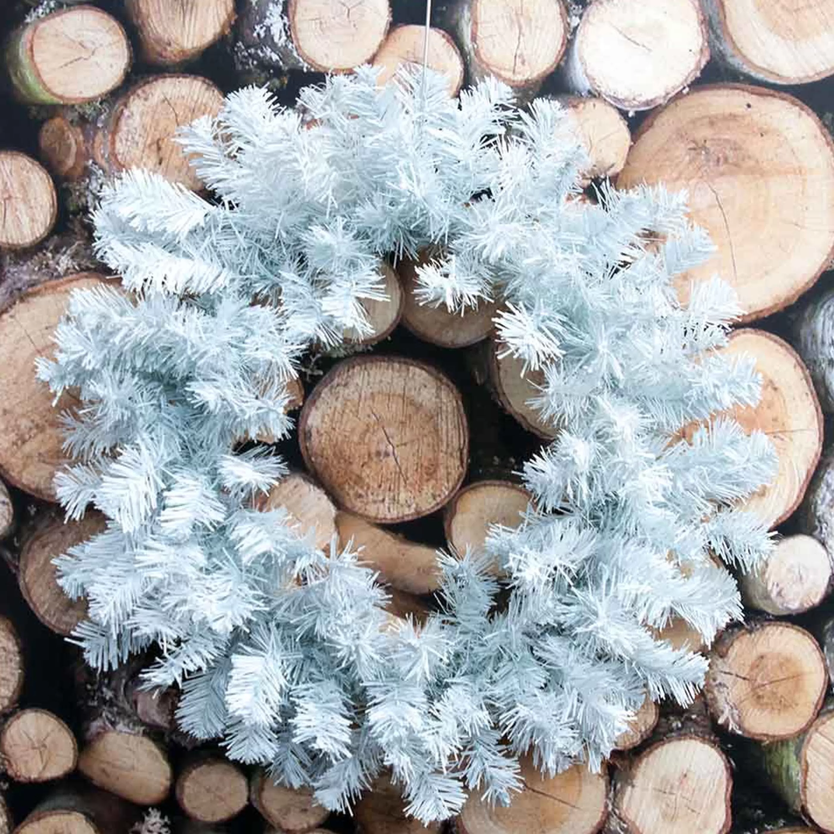 * Wreaths | White Christmas Wreath - 45Cm